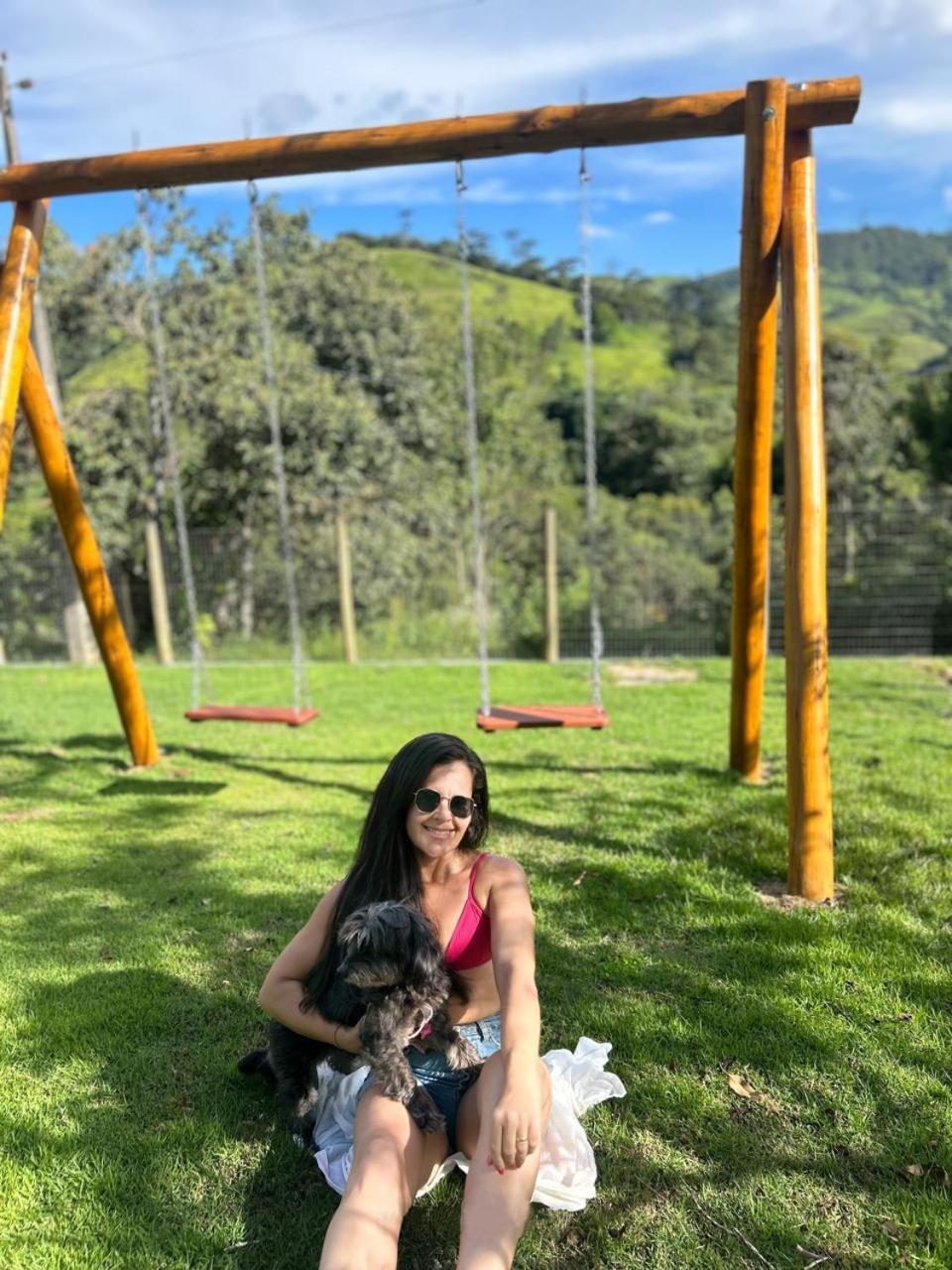 A Casa Do Junior Em *